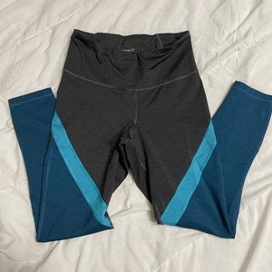 Old navy size medium color block leggings high waisted